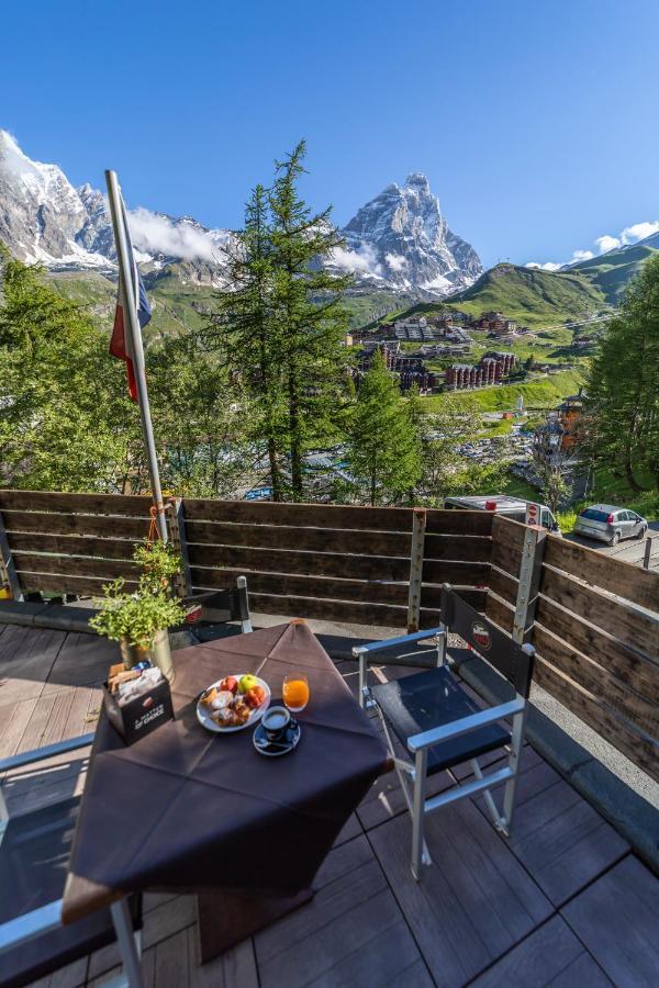 Hotel Petit Palais Breuil-Cervinia Exterior photo