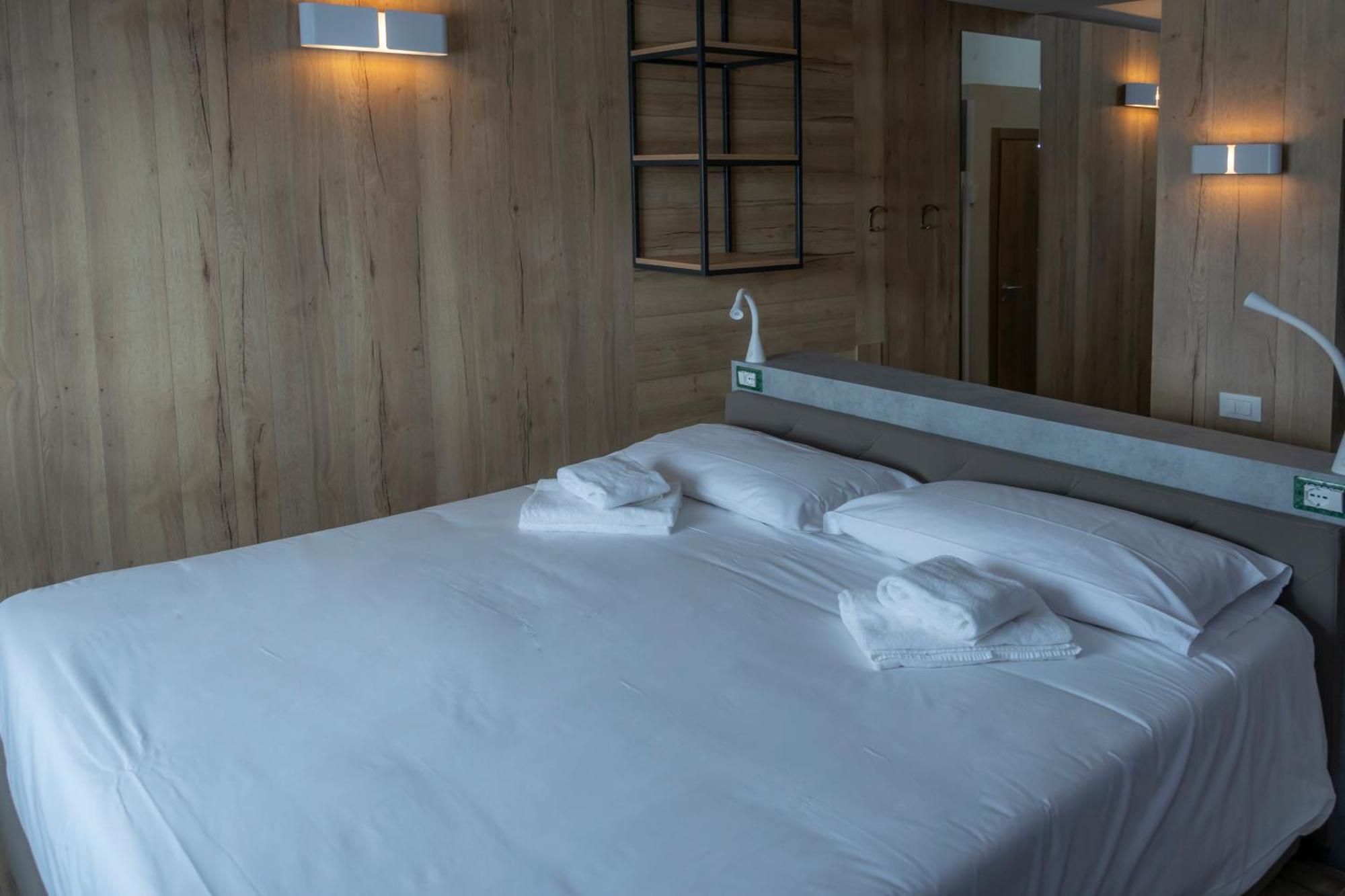 Hotel Petit Palais Breuil-Cervinia Room photo